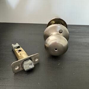 Kwikset privacy door knob